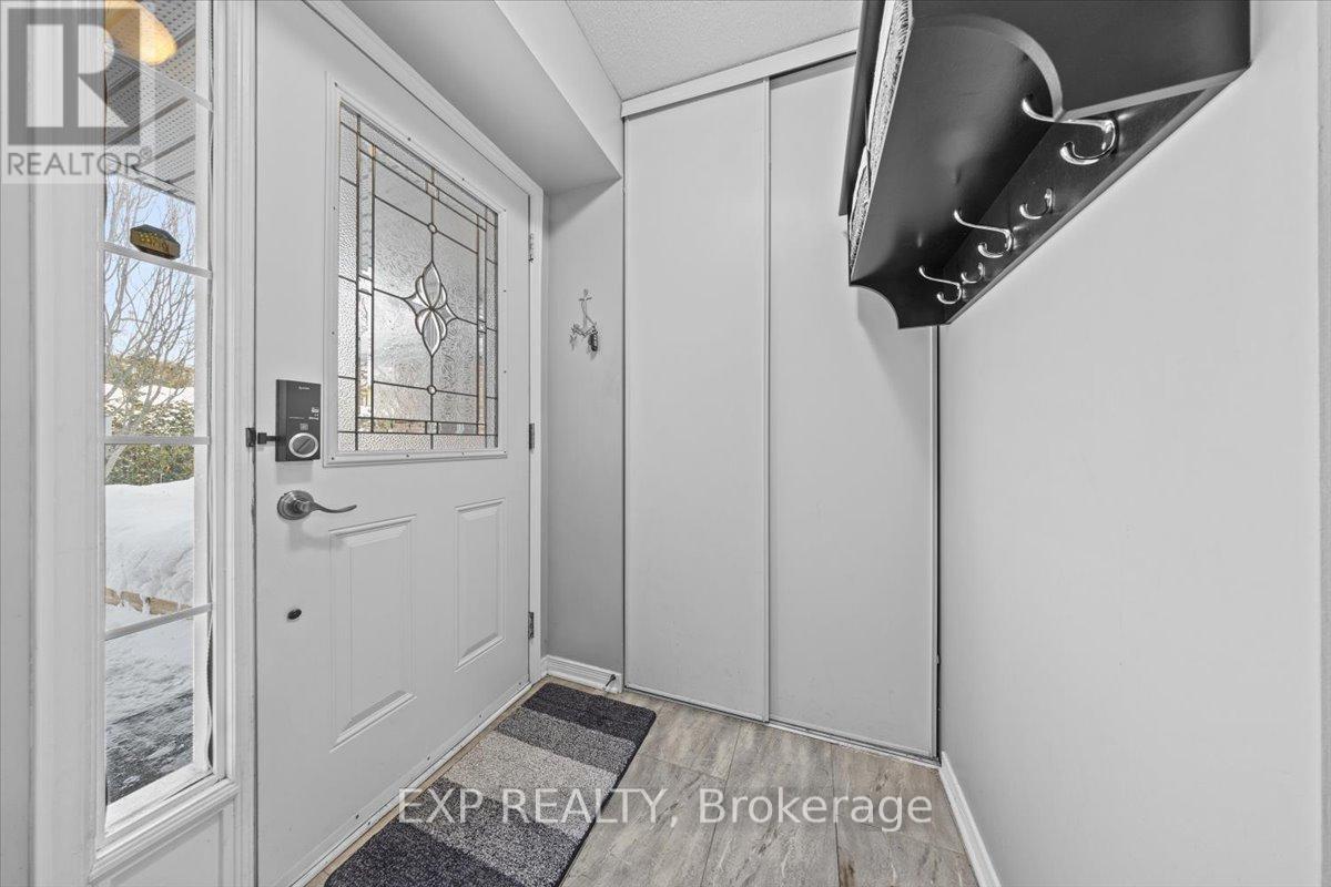 44 Coralbell Private, Ottawa, Ontario  K1T 3Z9 - Photo 5 - X12783466