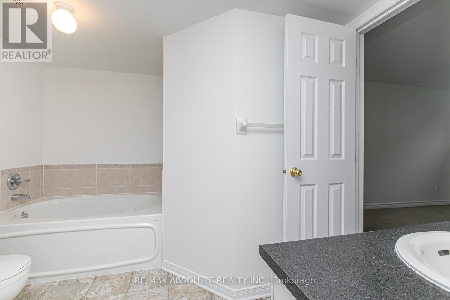 242 Gershwin Private, Ottawa, Ontario  K2H 1G5 - Photo 23 - X12783470