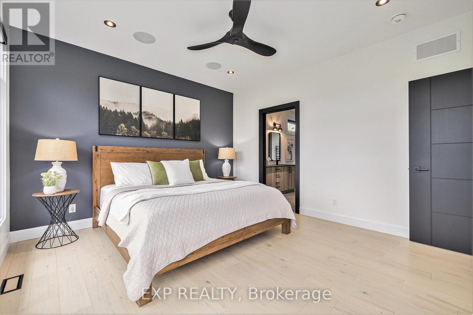 1056 Notre Dame Street, Russell, Ontario  K0A 1W0 - Photo 17 - X12783482