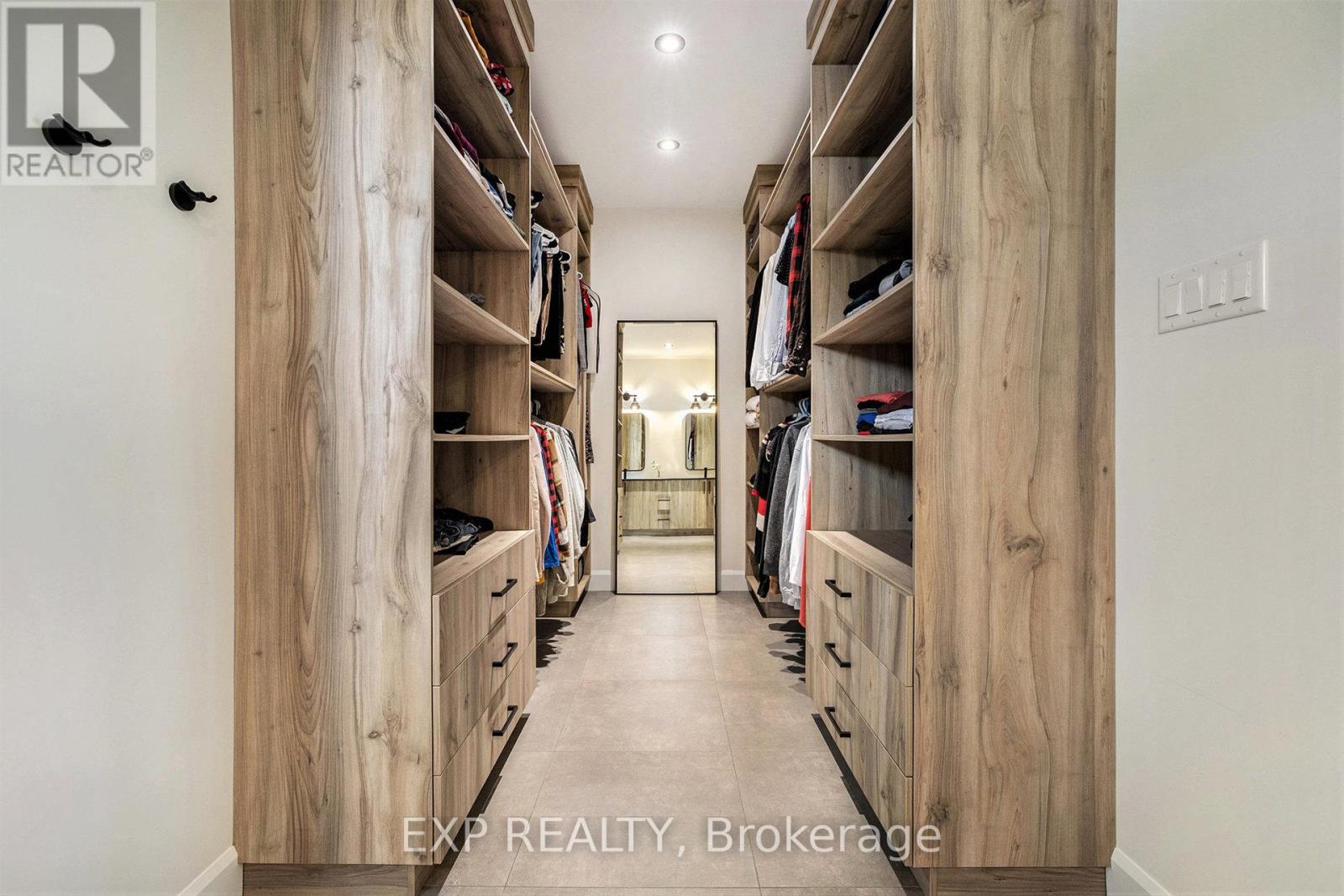 1056 Notre Dame Street, Russell, Ontario  K0A 1W0 - Photo 29 - X12783482