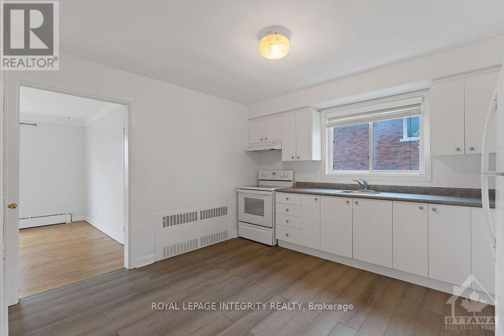 3 - 143 Granville Street, Ottawa, Ontario  K1L 6Y3 - Photo 11 - X12783530