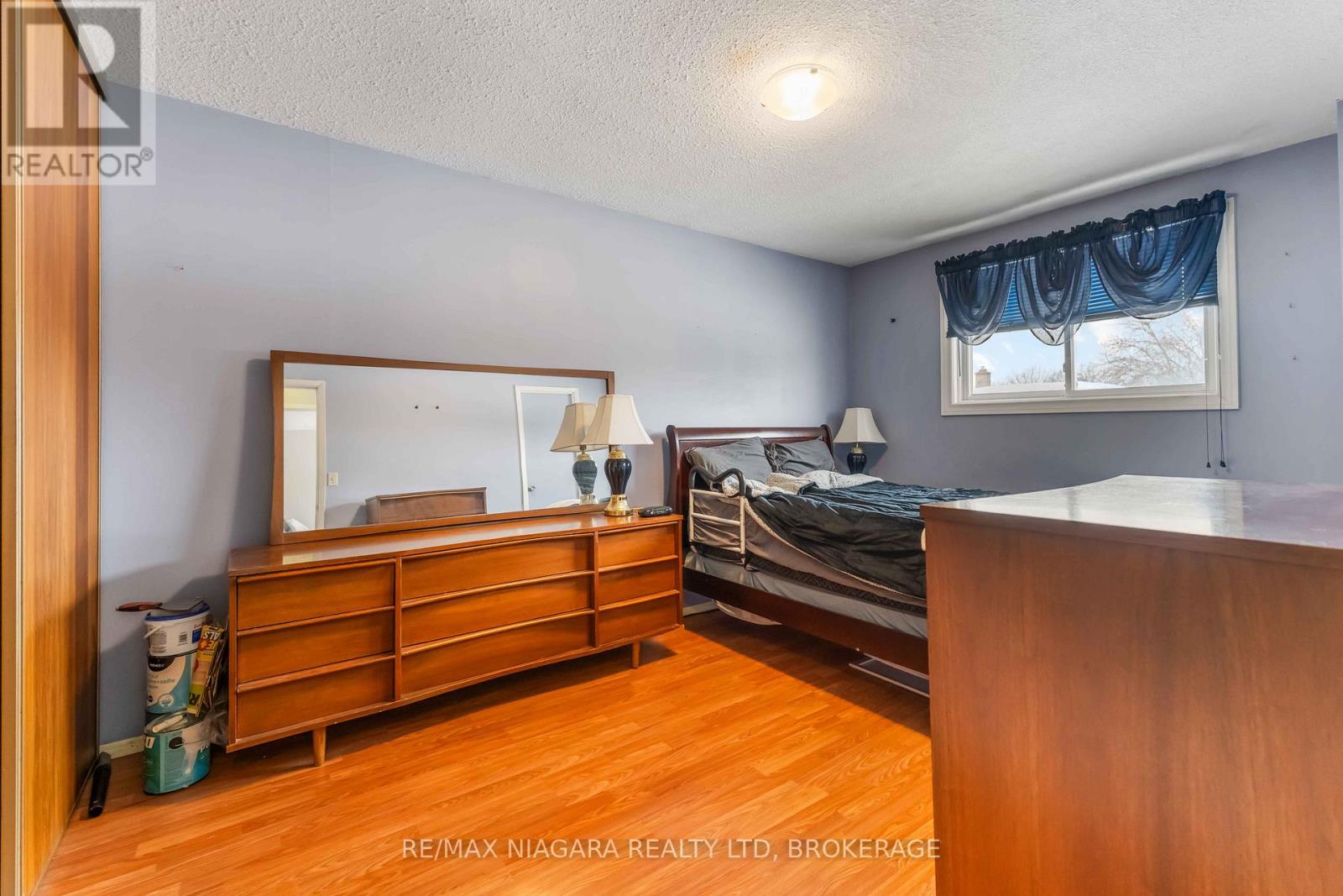 5 Thorncliff Drive, St. Catharines, Ontario  L2P 3N2 - Photo 9 - X12783386