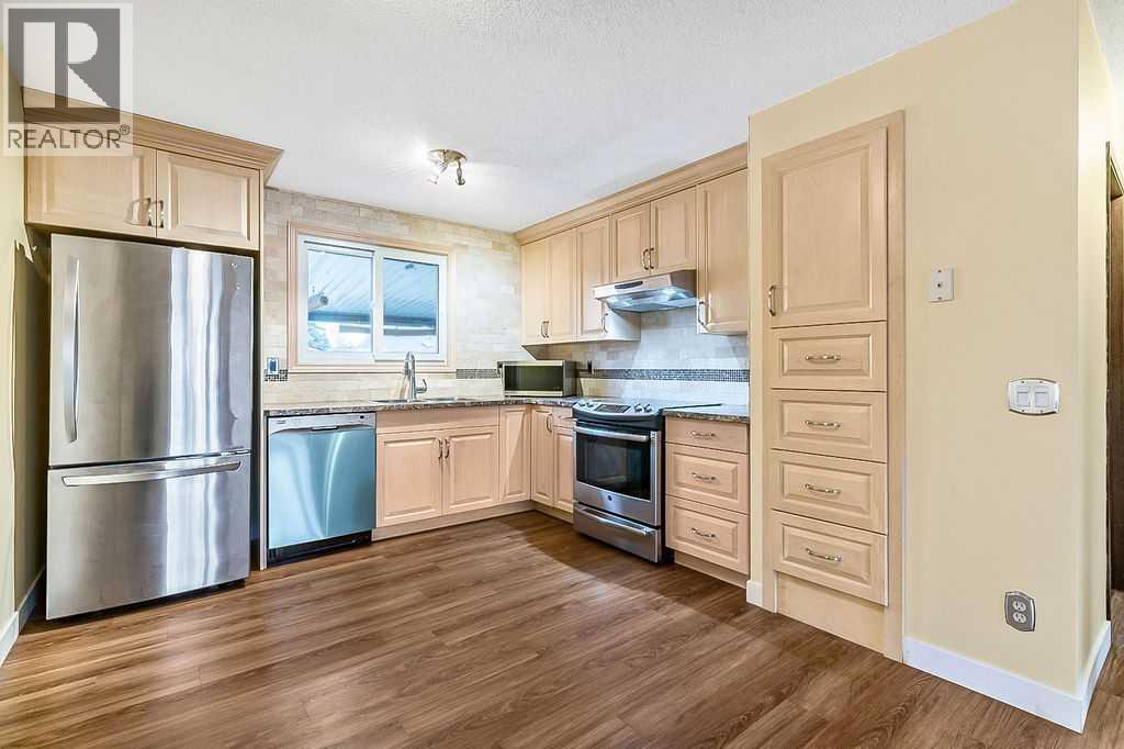 6416 28 Avenue Ne, Calgary, Alberta  T1Y 4K7 - Photo 7 - A2249898