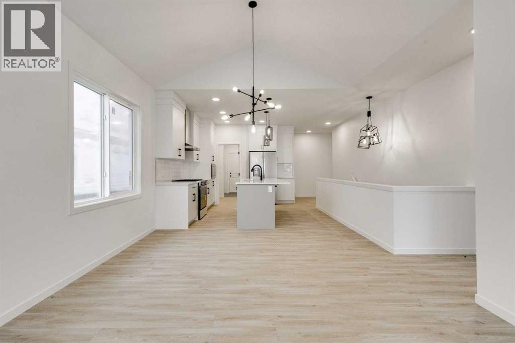 75 Fireside Common, Cochrane, Alberta  T4C 3E1 - Photo 17 - A2271464