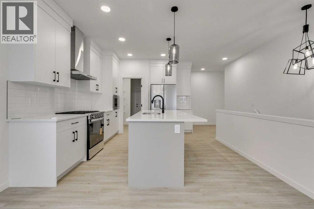 75 Fireside Common, Cochrane, Alberta  T4C 3E1 - Photo 9 - A2271464