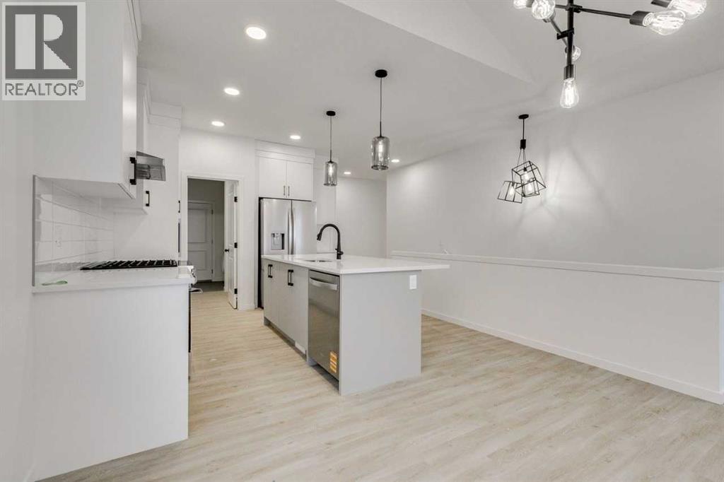 75 Fireside Common, Cochrane, Alberta  T4C 3E1 - Photo 10 - A2271464