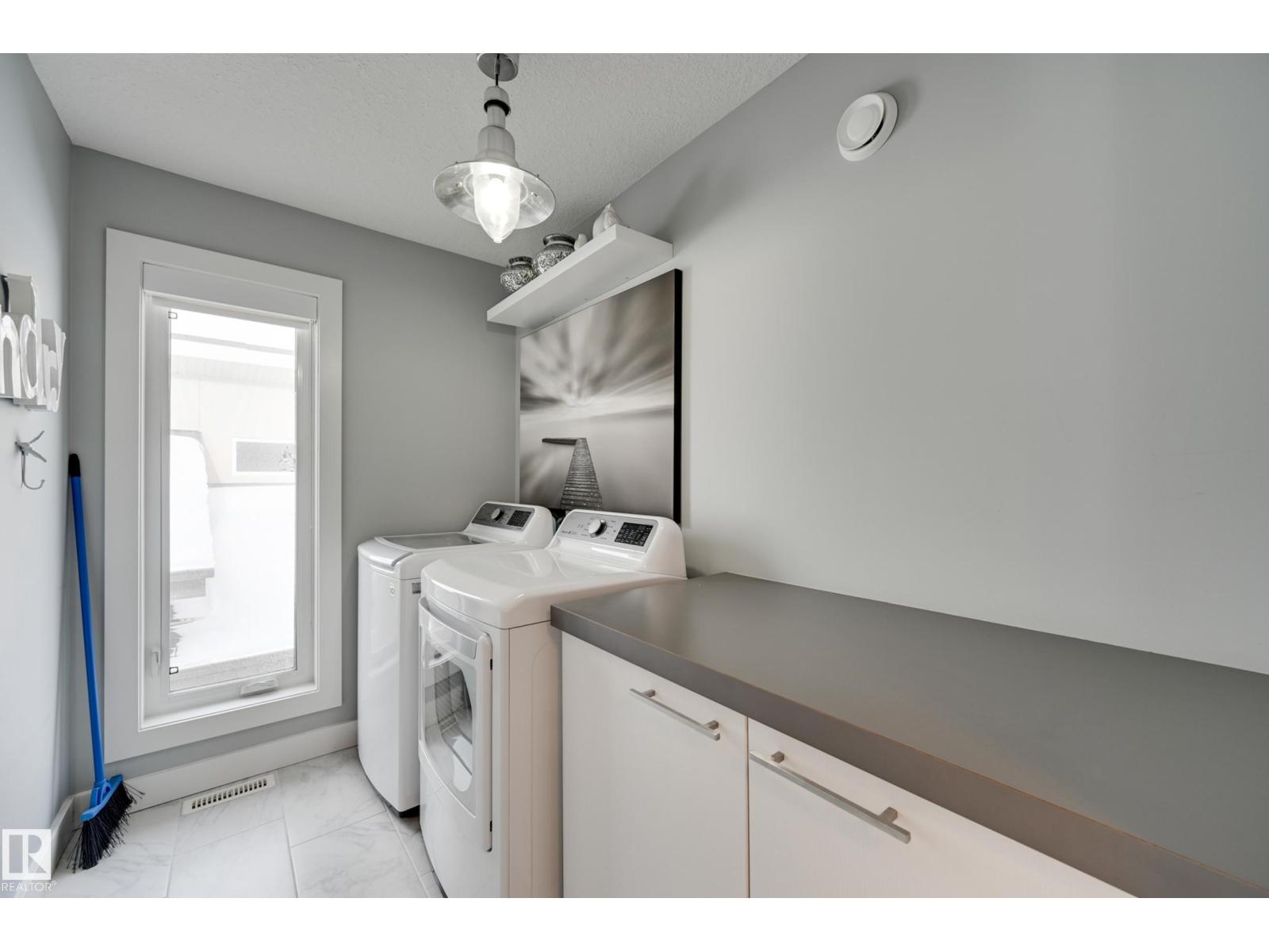 1311 Hainstock Wy Sw, Edmonton, Alberta  T6W 3B6 - Photo 38 - E4473248