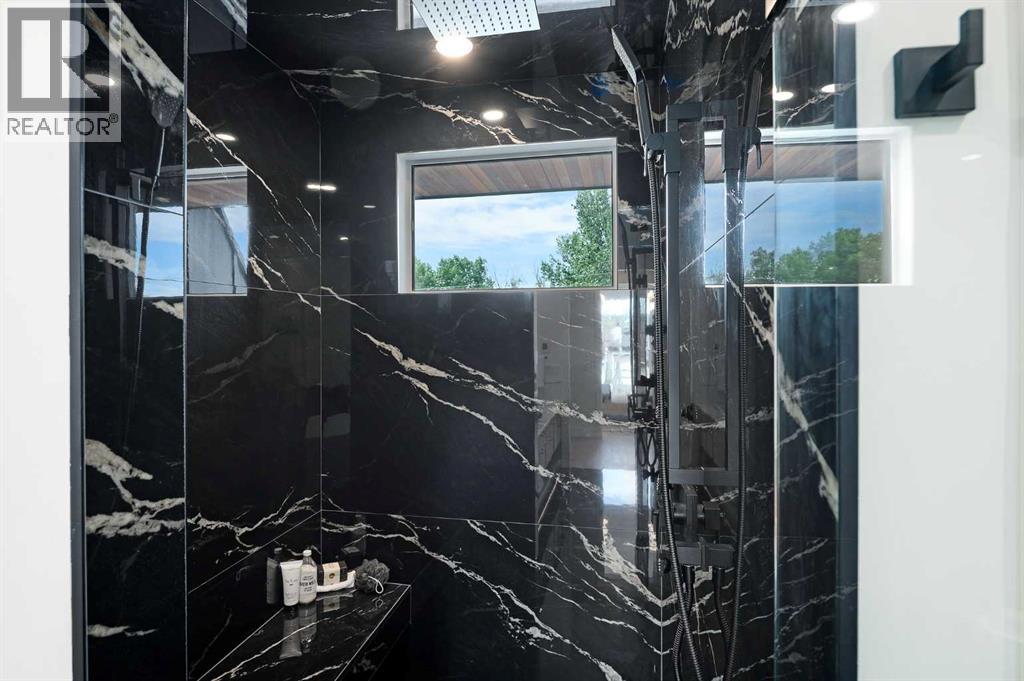 1807 Broadview Road Nw, Calgary, Alberta  T2N 3H6 - Photo 34 - A2281441