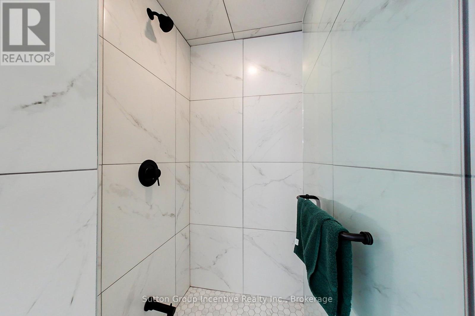 A15 - 130 Arlberg Crescent, Blue Mountains, Ontario  L9Y 0N3 - Photo 21 - X12783452