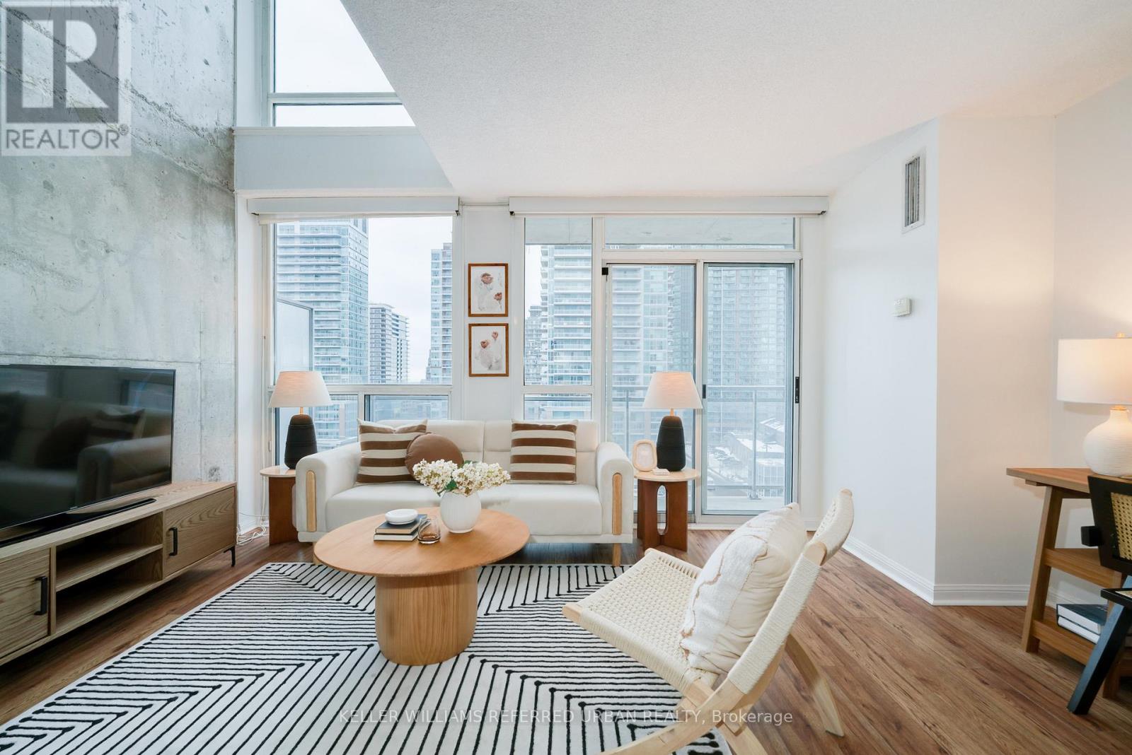 1004 - 1029 King Street W, Toronto, Ontario  M6K 3M9 - Photo 2 - C12783358