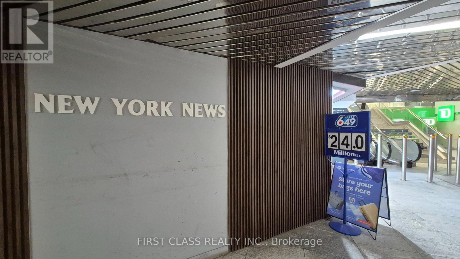 12 - 33 Bloor Street E, Toronto, Ontario  M4W 3H1 - Photo 5 - C12783422