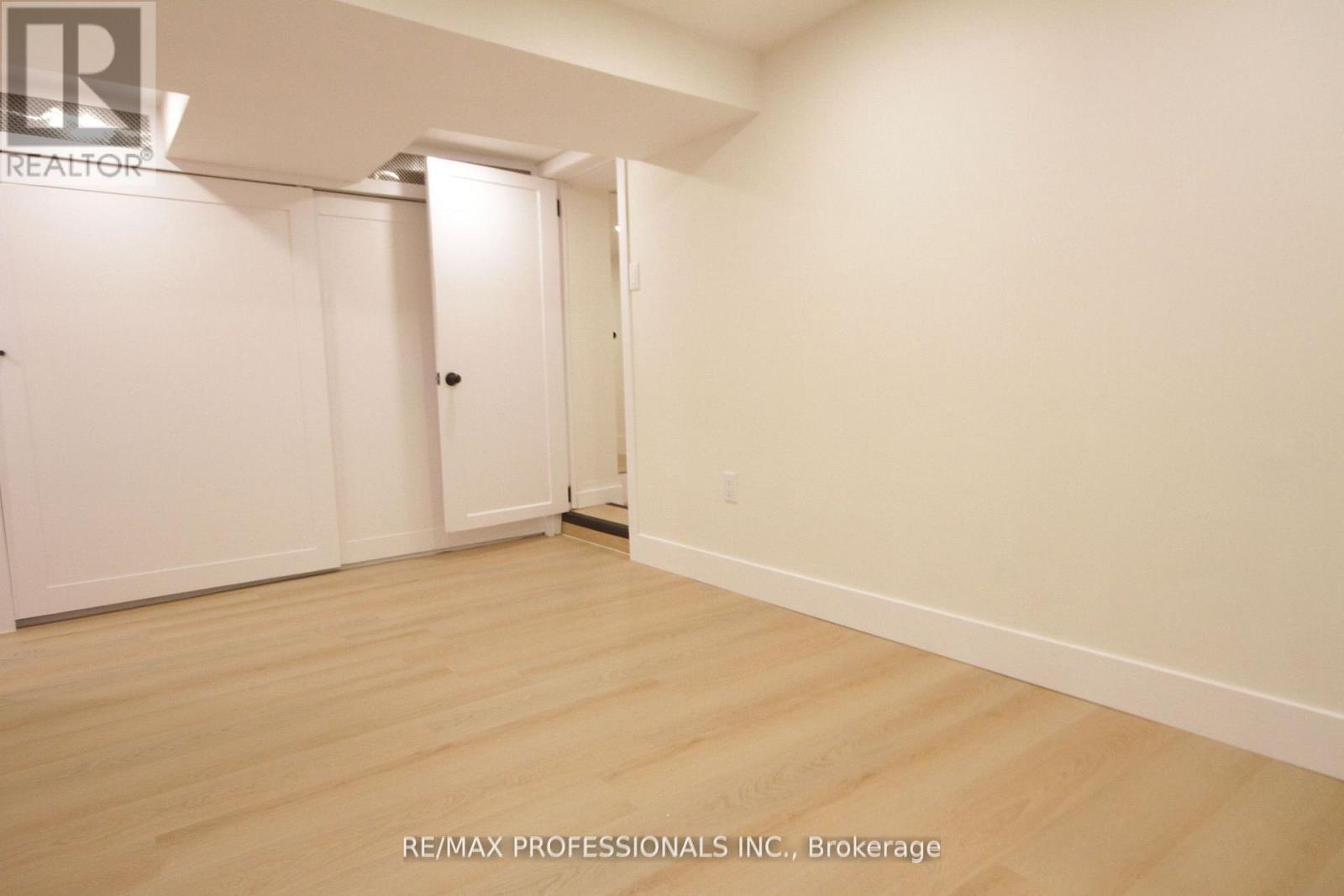 Bsmt - 52 Rogers Road, Toronto, Ontario  M6E 1N8 - Photo 15 - C12783440