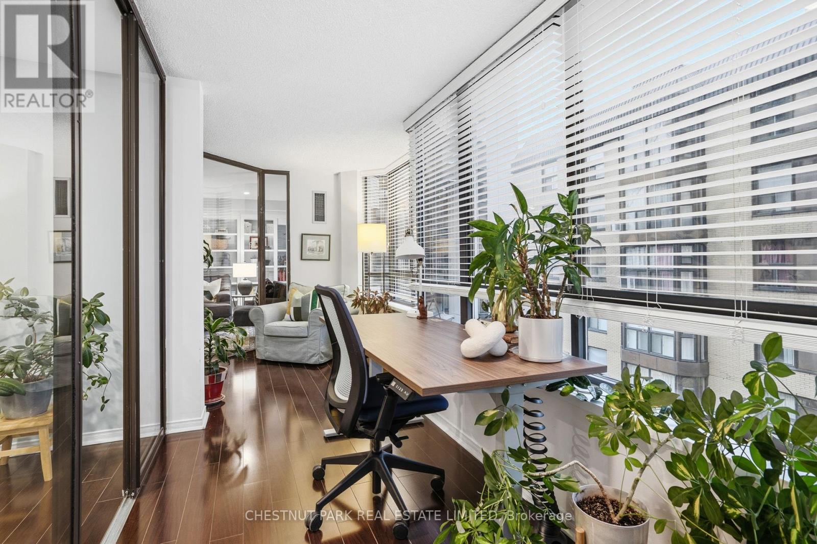 1206 - 211 St Patrick Street, Toronto, Ontario  M5T 2Y9 - Photo 13 - C12783476