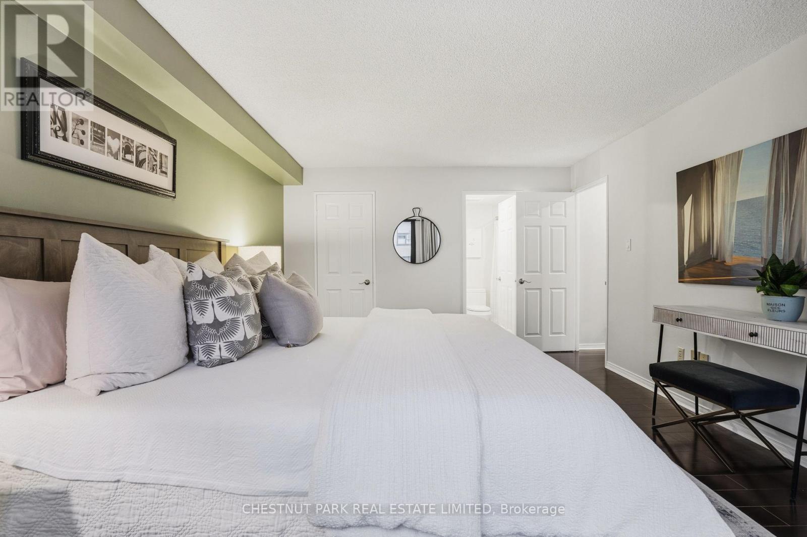 1206 - 211 St Patrick Street, Toronto, Ontario  M5T 2Y9 - Photo 26 - C12783476