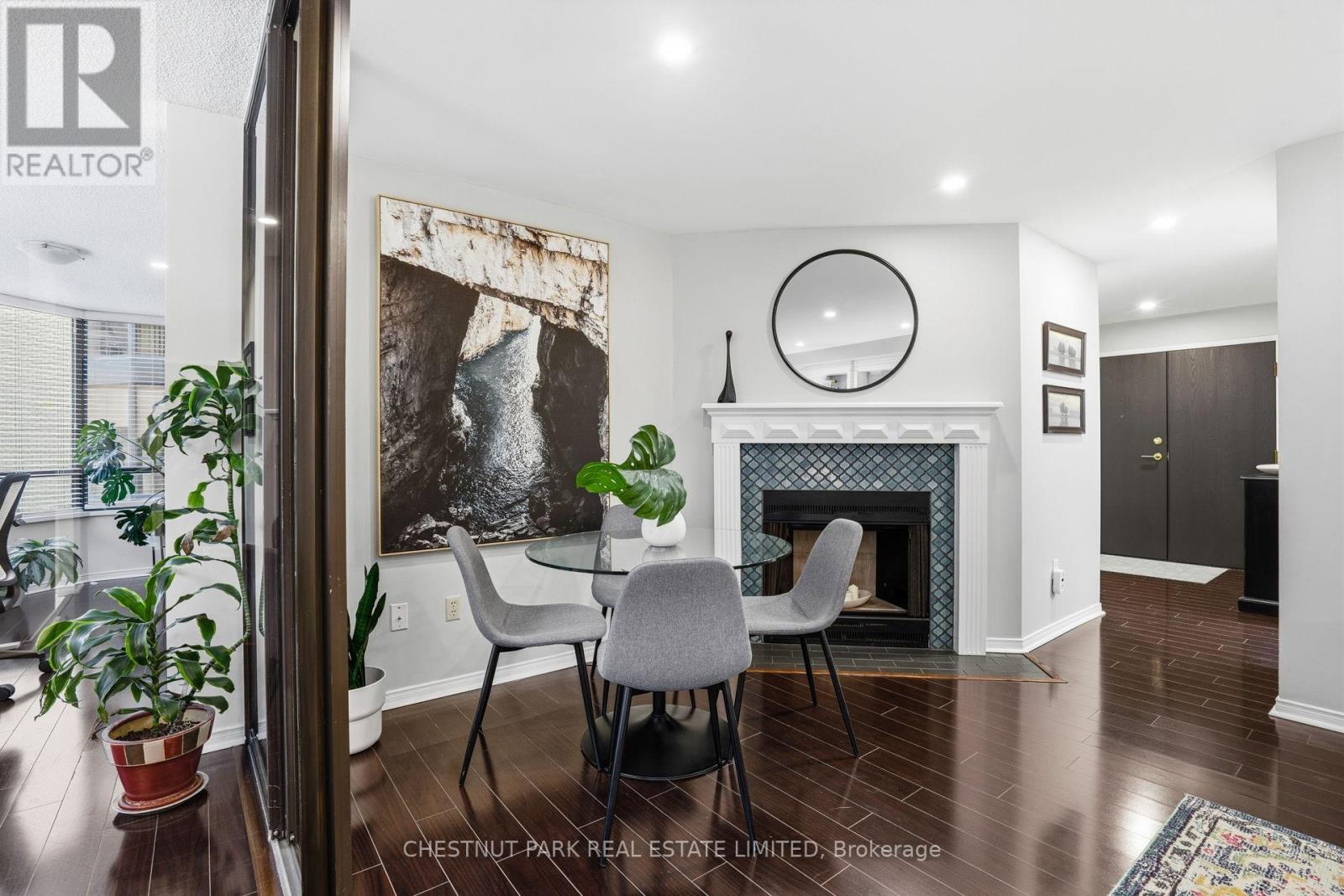 1206 - 211 St Patrick Street, Toronto, Ontario  M5T 2Y9 - Photo 9 - C12783476