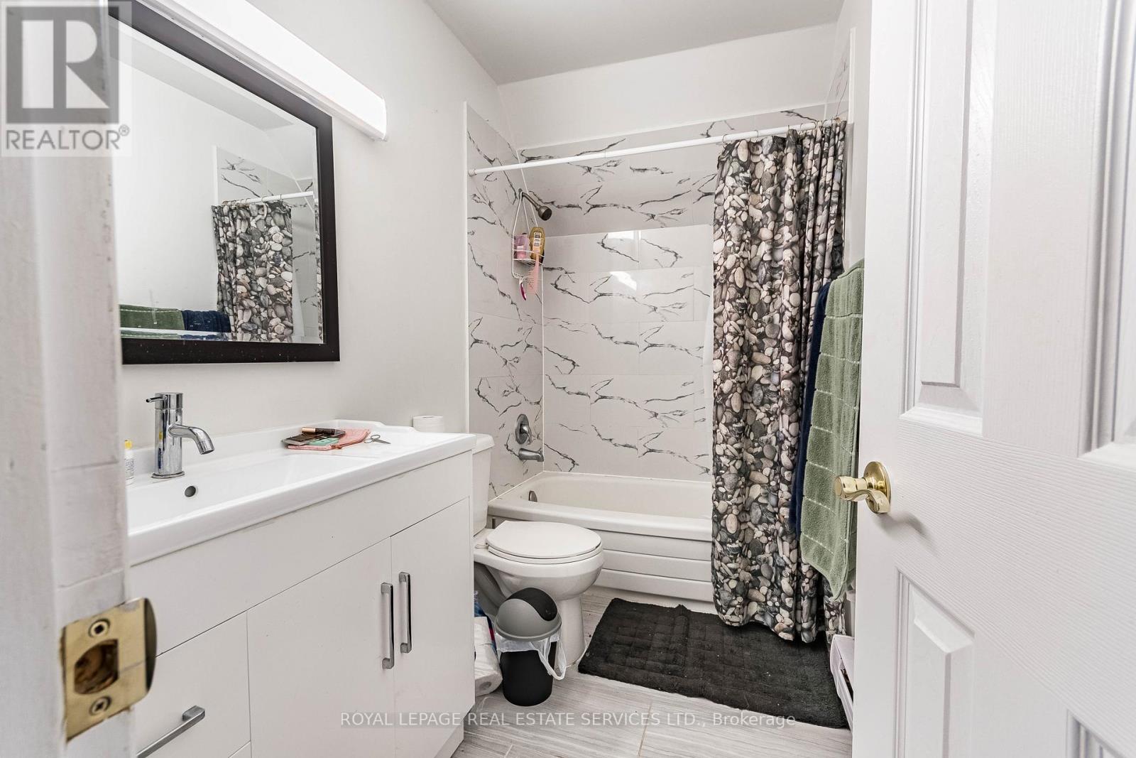 3 - 118 Pembroke Street, Toronto, Ontario  M5A 2E5 - Photo 8 - C12783496