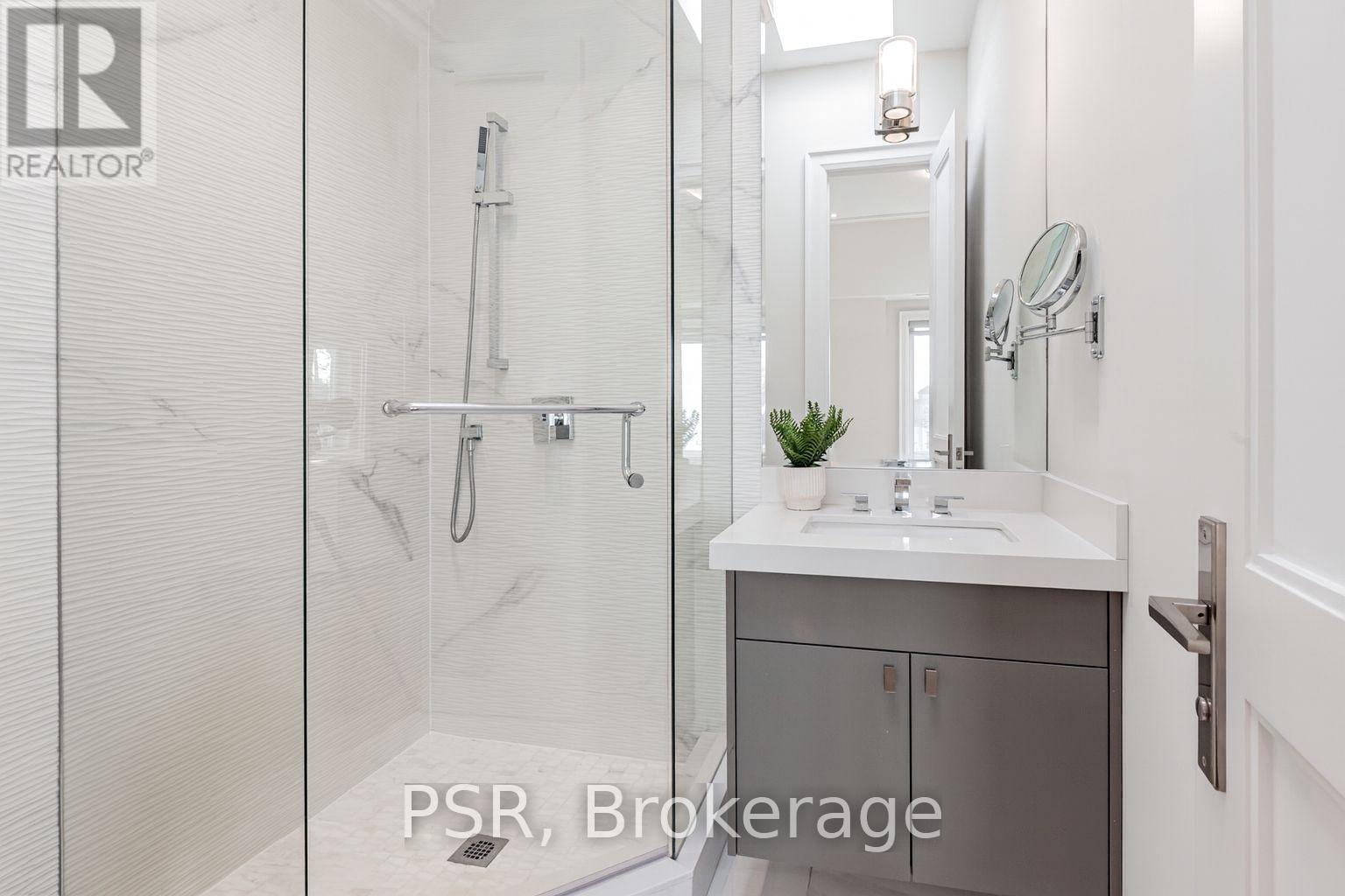 200 Snowdon Avenue, Toronto (Lawrence Park North), Ontario  M4N 2B2 - Photo 18 - C12783534