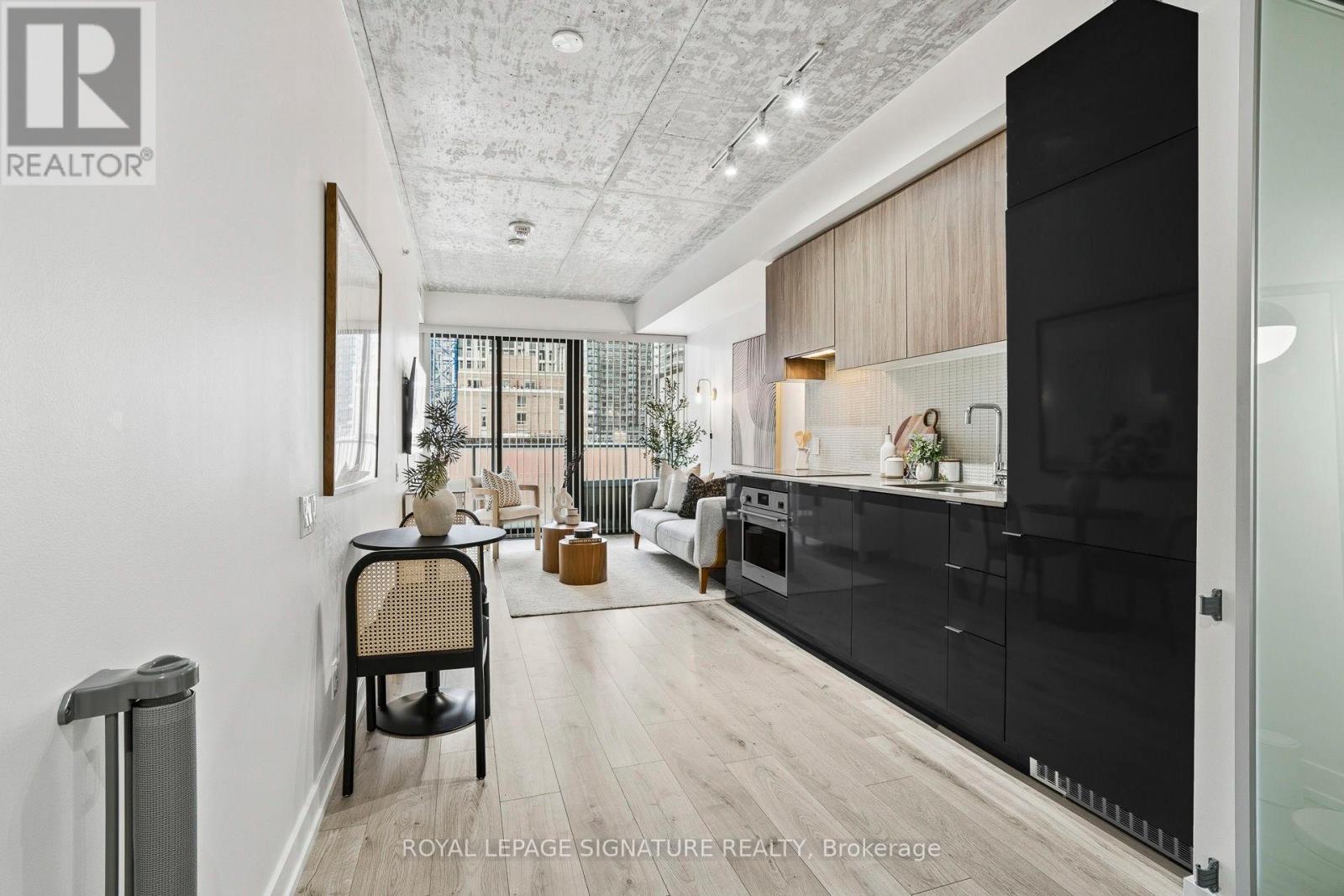 306 - 161 Roehampton Avenue, Toronto (Mount Pleasant West), Ontario  M4P 1P9 - Photo 12 - C12783554