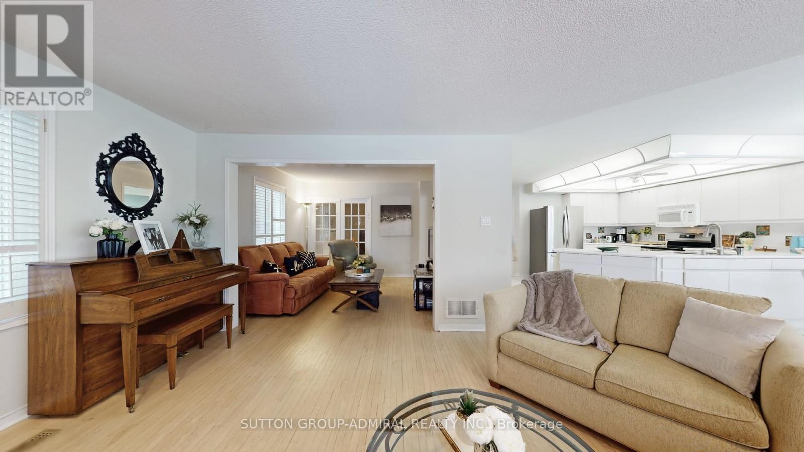 186 Westhampton Drive, Vaughan, Ontario  L4J 7X2 - Photo 19 - N12782692