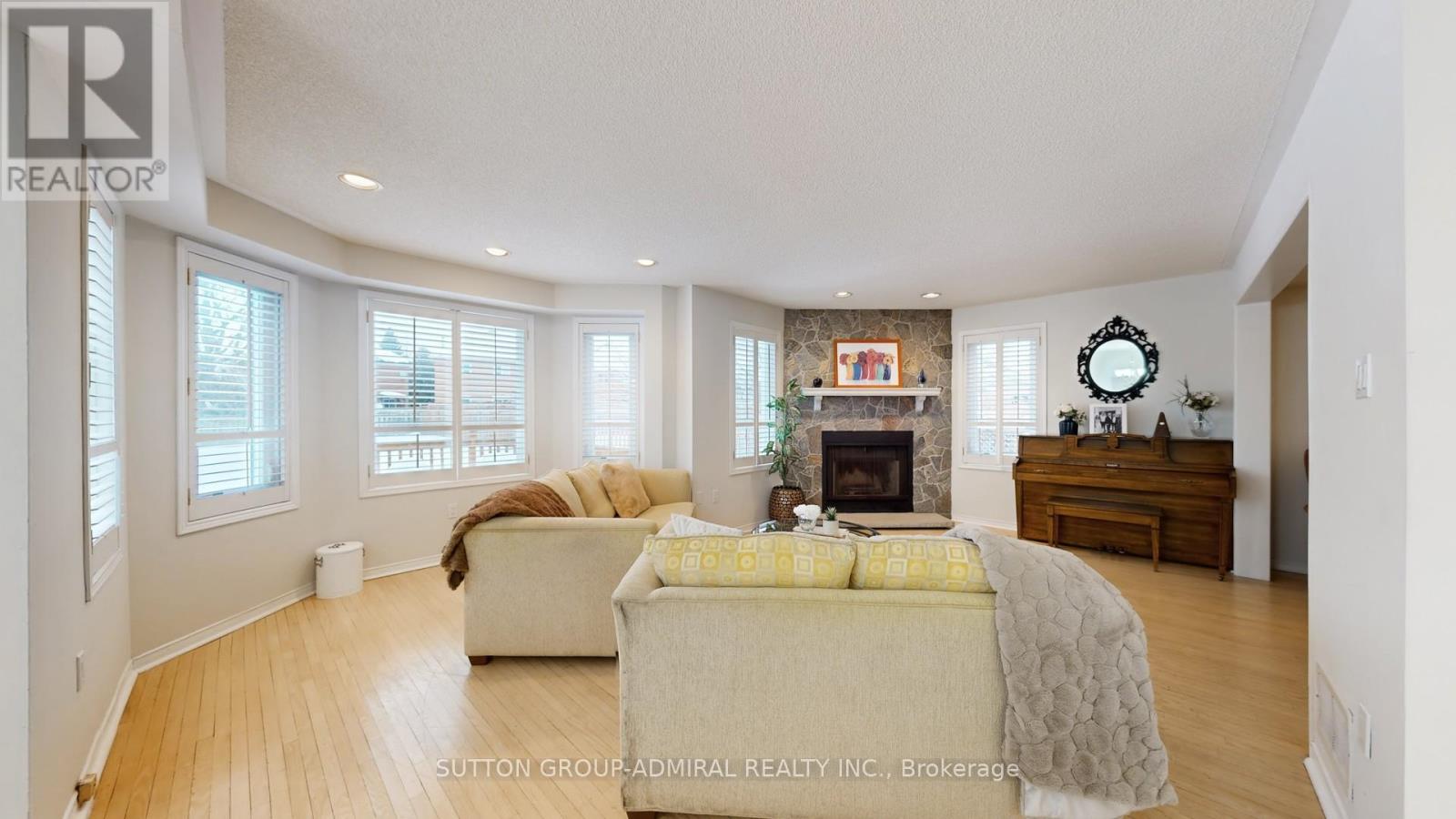 186 Westhampton Drive, Vaughan, Ontario  L4J 7X2 - Photo 16 - N12782692