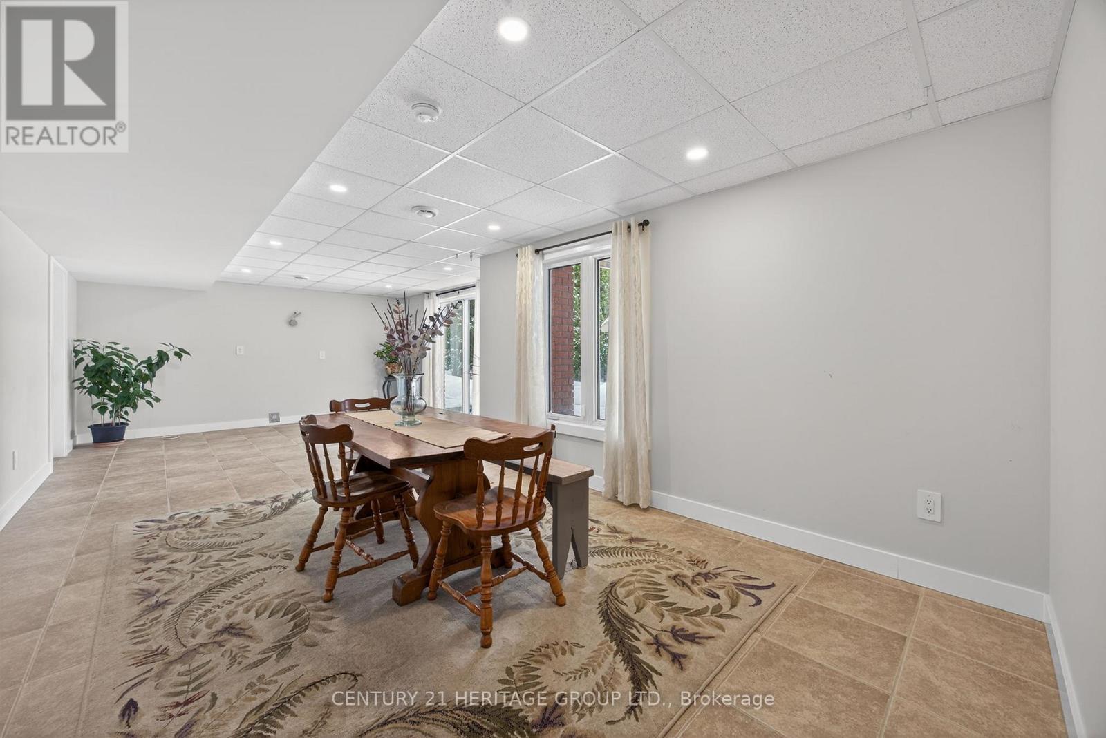 306 Simcoe Road W, Bradford West Gwillimbury, Ontario  L3Z 1Y9 - Photo 15 - N12782702