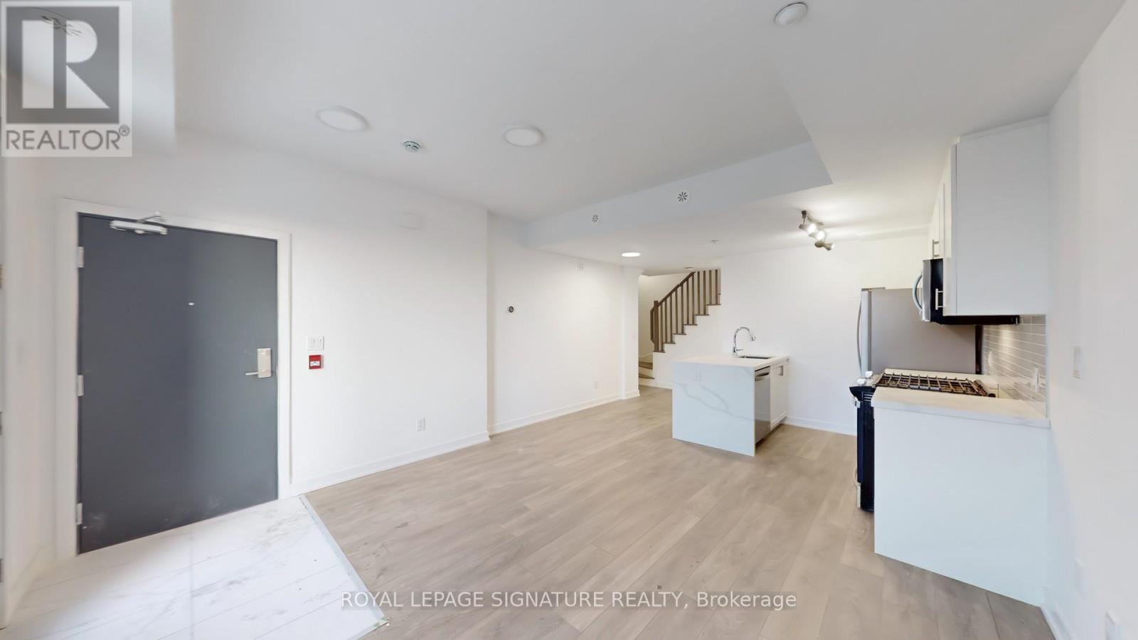 1 - 1455 O'connor Drive, Toronto (O'connor-Parkview), Ontario  M4B 2V5 - Photo 5 - E12783412