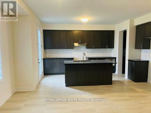 114 Whitehand Drive, Clarington (Newcastle), Ontario  L1B 0W1 - Photo 8 - E12783494