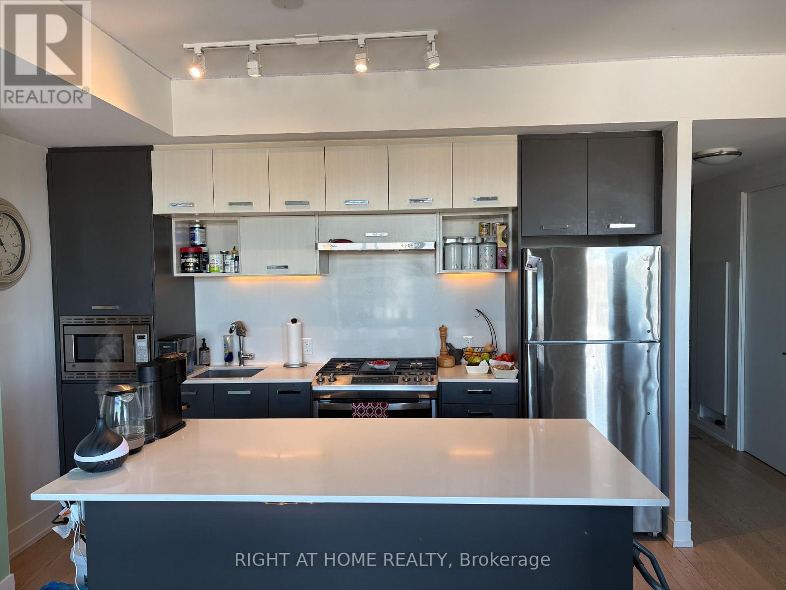 9 - 1331 Queen Street E, Toronto (Greenwood-Coxwell), Ontario  M3B 0A1 - Photo 13 - E12783540