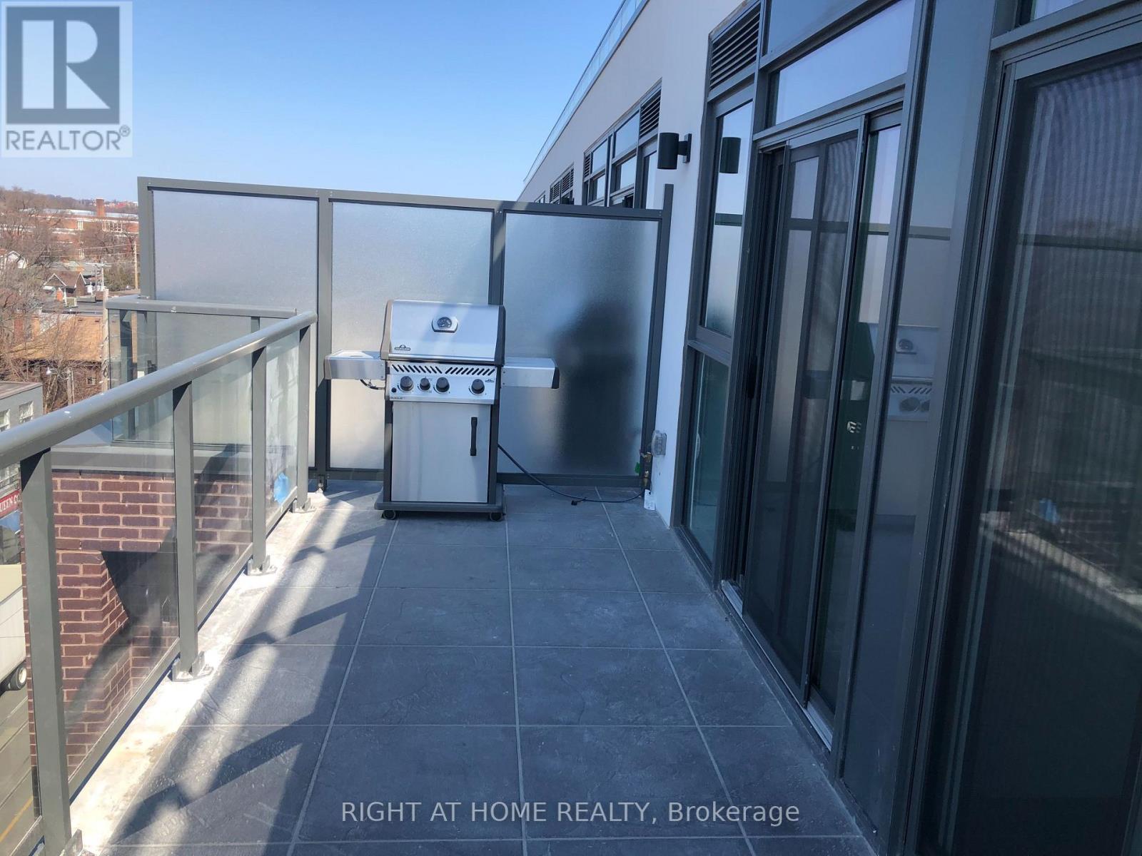 9 - 1331 Queen Street E, Toronto (Greenwood-Coxwell), Ontario  M3B 0A1 - Photo 17 - E12783540