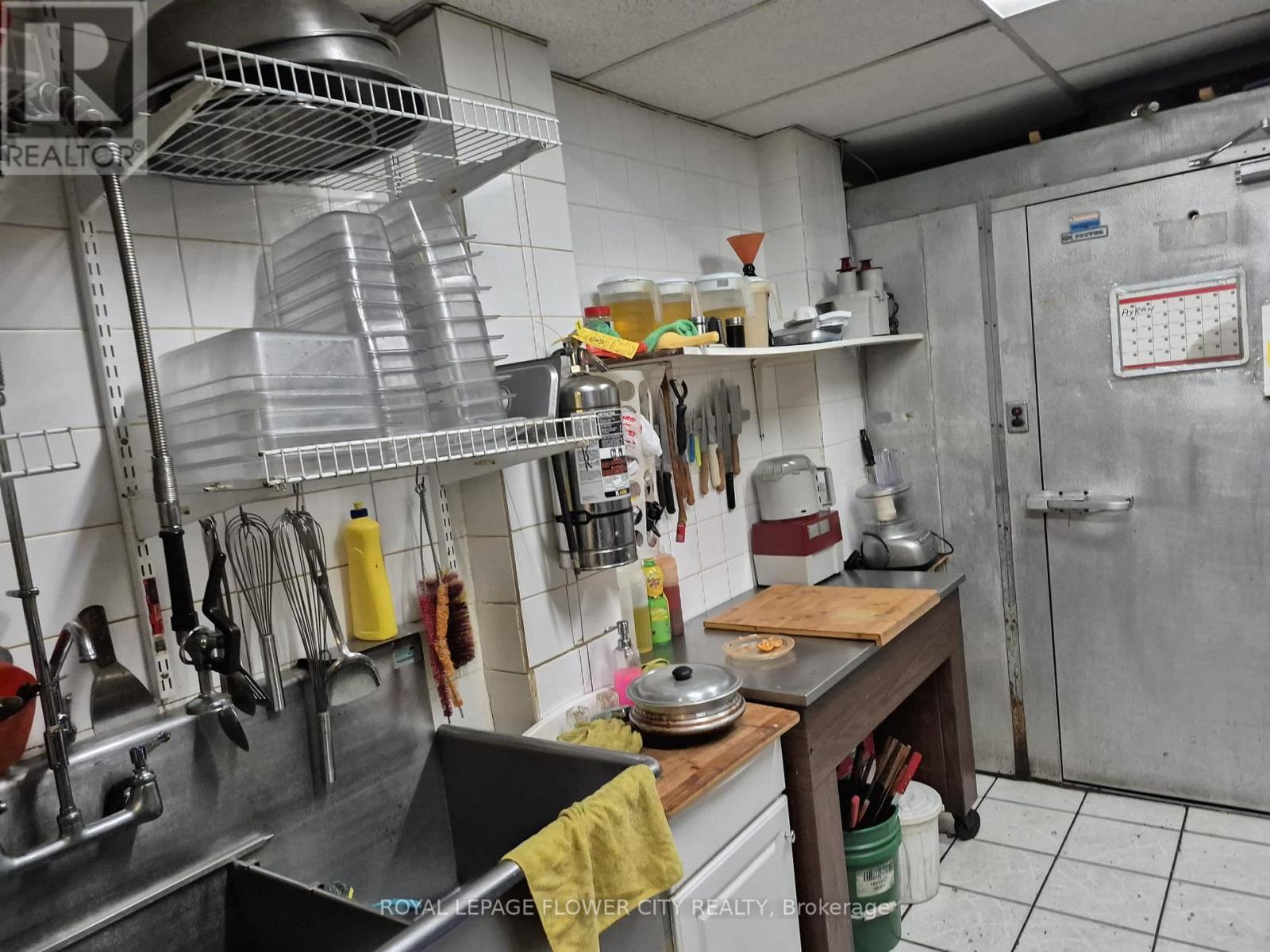 1867 Lawrence Avenue E, Toronto (Wexford-Maryvale), Ontario  M1R 2Y3 - Photo 12 - E12783544