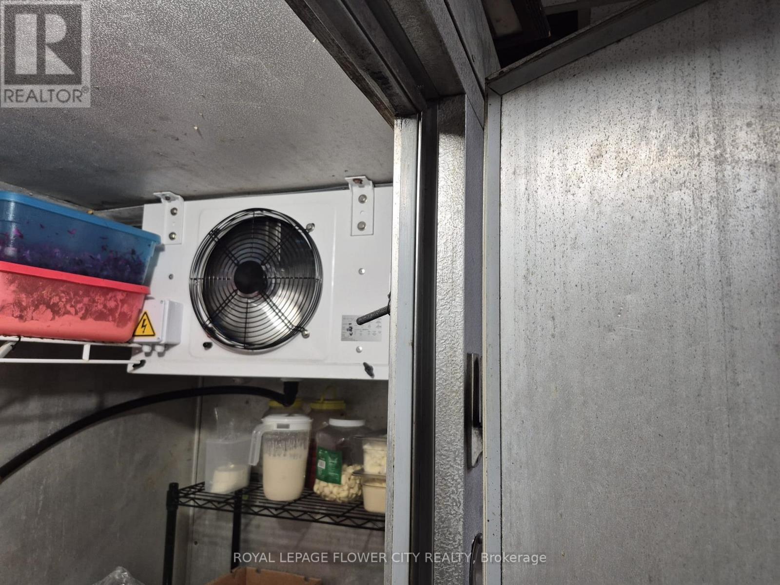 1867 Lawrence Avenue E, Toronto (Wexford-Maryvale), Ontario  M1R 2Y3 - Photo 14 - E12783544