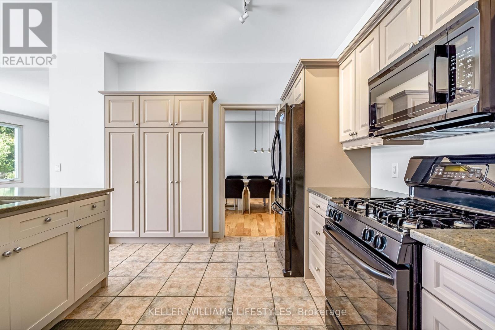 61 - 1040 Riverside Drive, London North, Ontario  N6H 5N4 - Photo 24 - X12770396