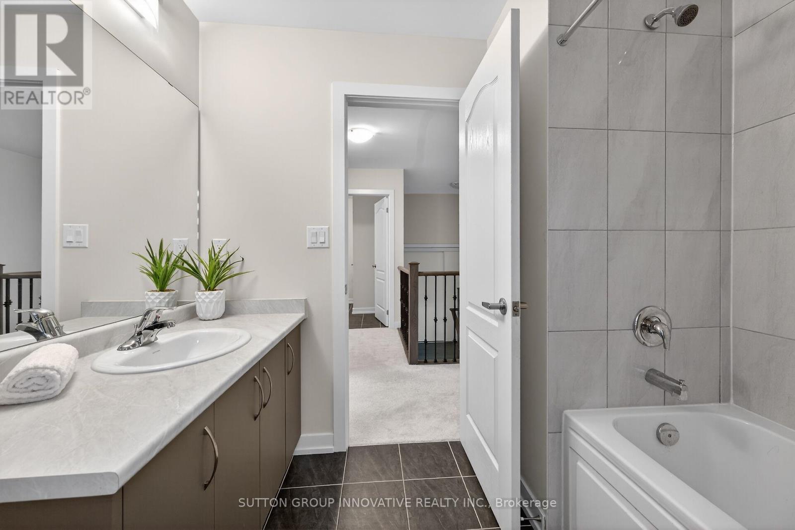 22 Sundin Drive, Haldimand, Ontario  N2W 1V5 - Photo 38 - X12780514