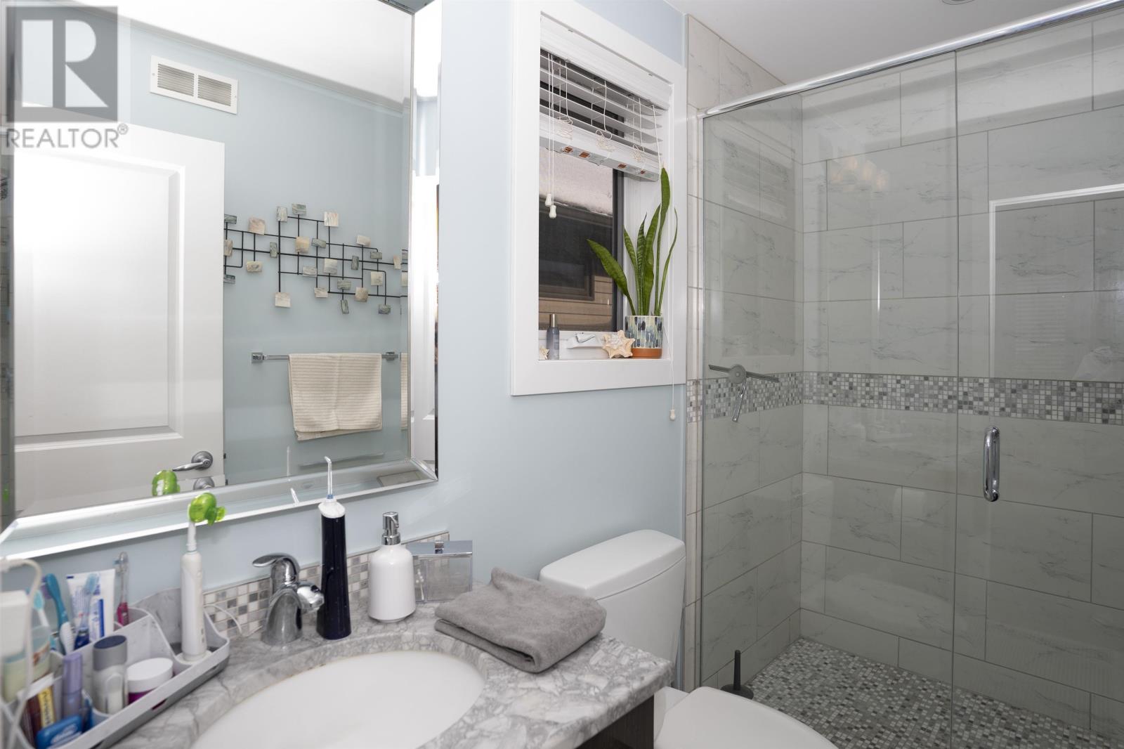 203 Cougar Cres, Thunder Bay, Ontario  P7C 0B7 - Photo 21 - TB2600226