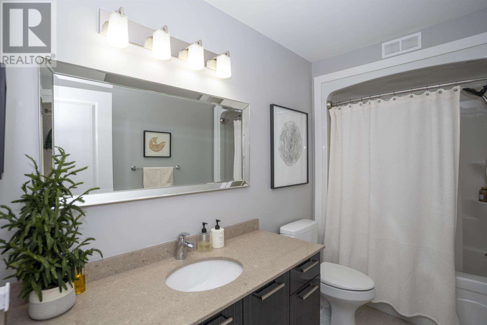 203 Cougar Cres, Thunder Bay, Ontario  P7C 0B7 - Photo 24 - TB2600226