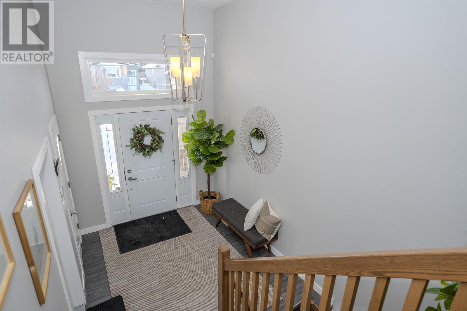 203 Cougar Cres, Thunder Bay, Ontario  P7C 0B7 - Photo 4 - TB2600226