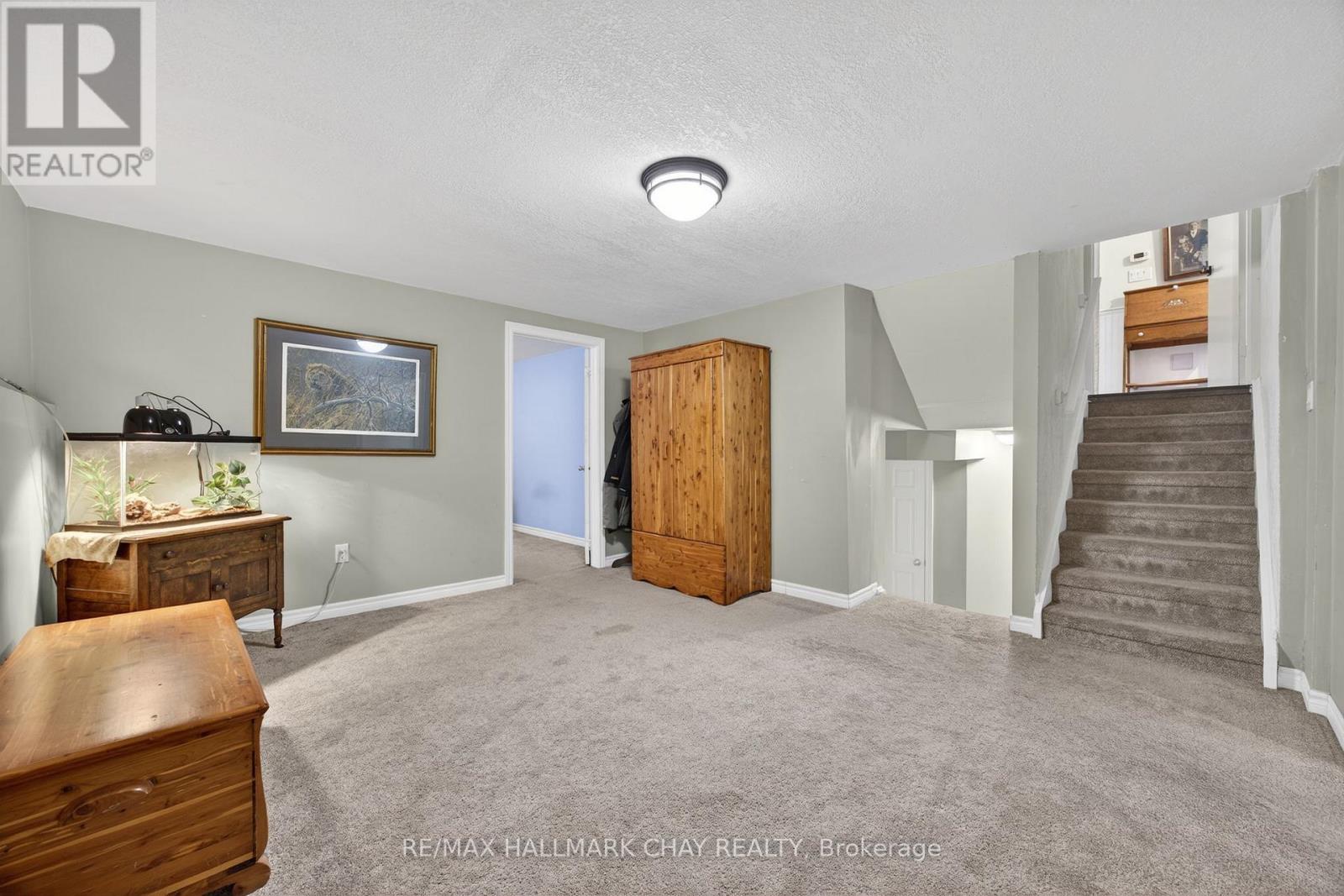 163 Huron Heights Drive, Newmarket, Ontario  L3Y 4Z6 - Photo 16 - N12783346