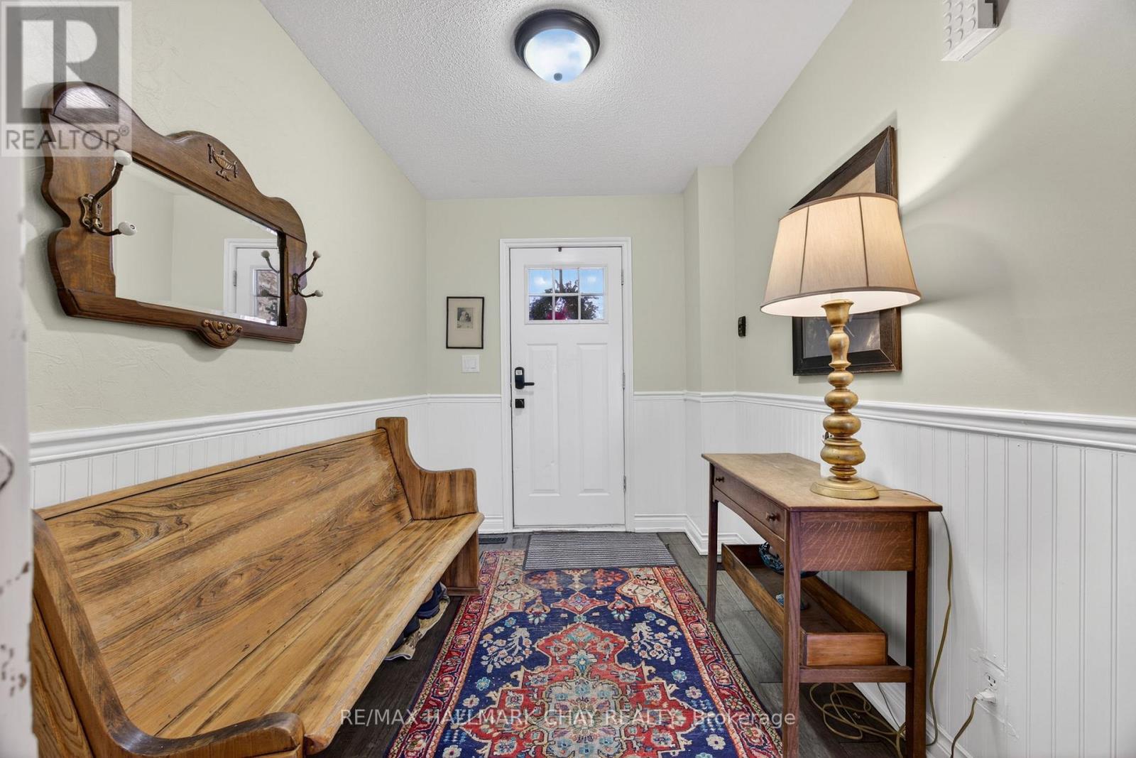 163 Huron Heights Drive, Newmarket, Ontario  L3Y 4Z6 - Photo 2 - N12783346