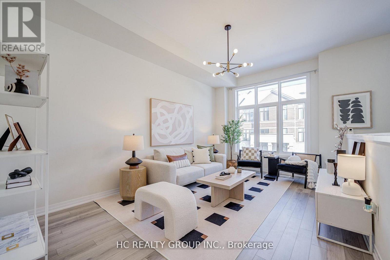 34 Millman Lane, Richmond Hill, Ontario  L4S 0P9 - Photo 4 - N12783398