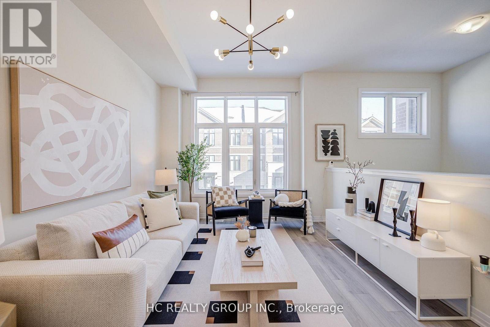 34 Millman Lane, Richmond Hill, Ontario  L4S 0P9 - Photo 5 - N12783398