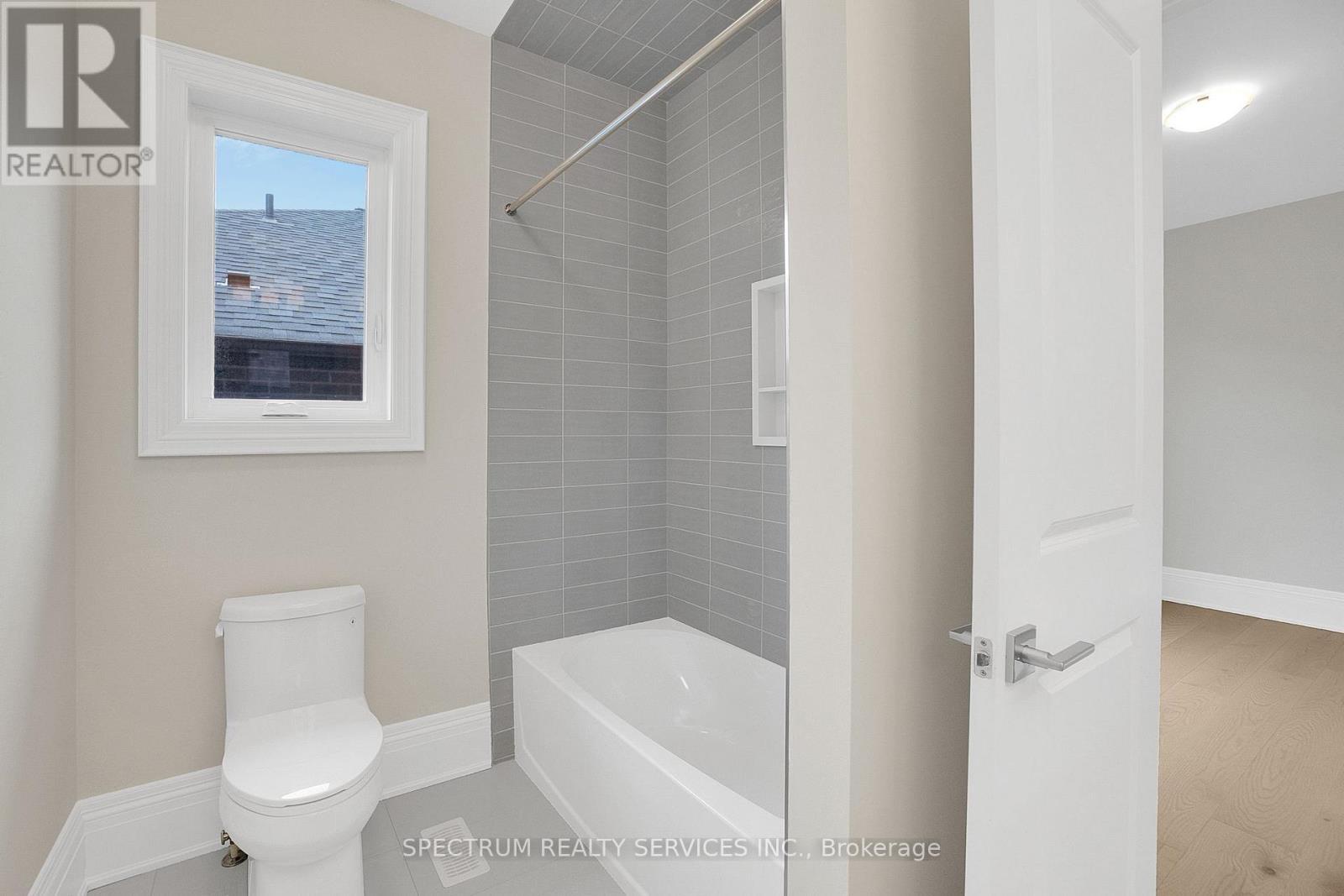 7 Kingwood (Lot 9) Lane, Aurora, Ontario  L4G 6W4 - Photo 31 - N12783448