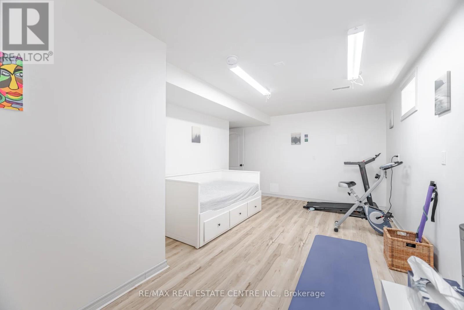 39 Stoneham Street, New Tecumseth (Alliston), Ontario  L9R 2E6 - Photo 36 - N12783454