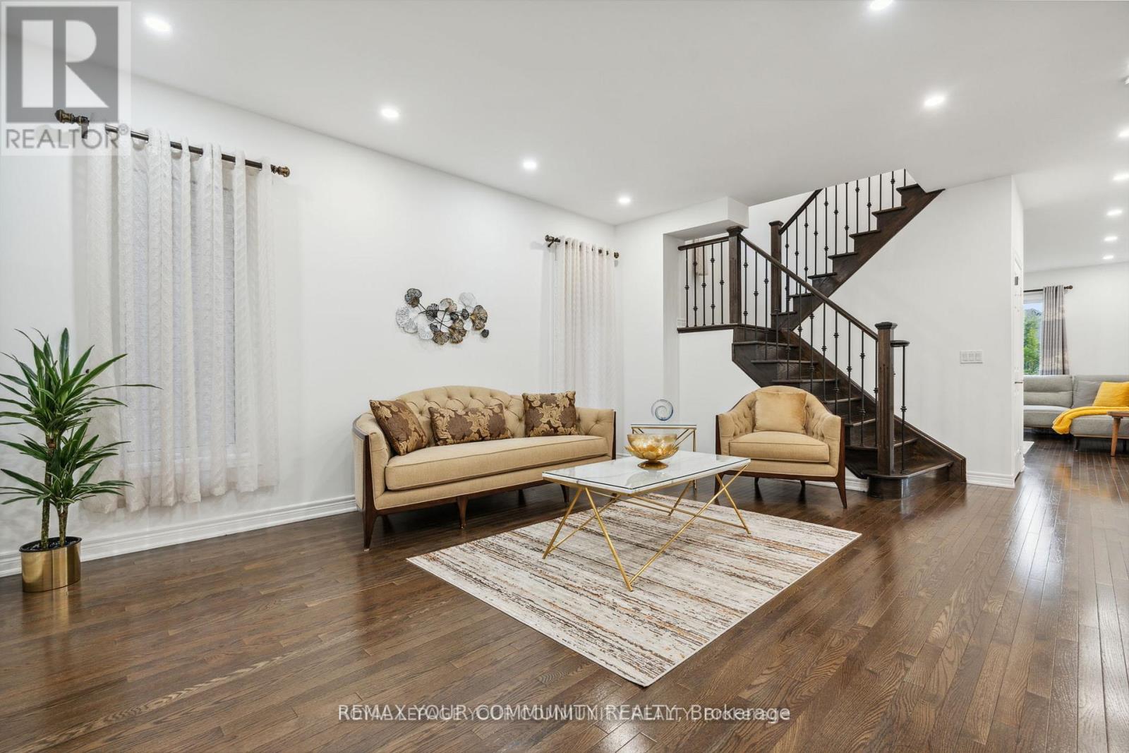 26 Ivy Jay Crescent, Aurora, Ontario  L4G 0E6 - Photo 7 - N12783560