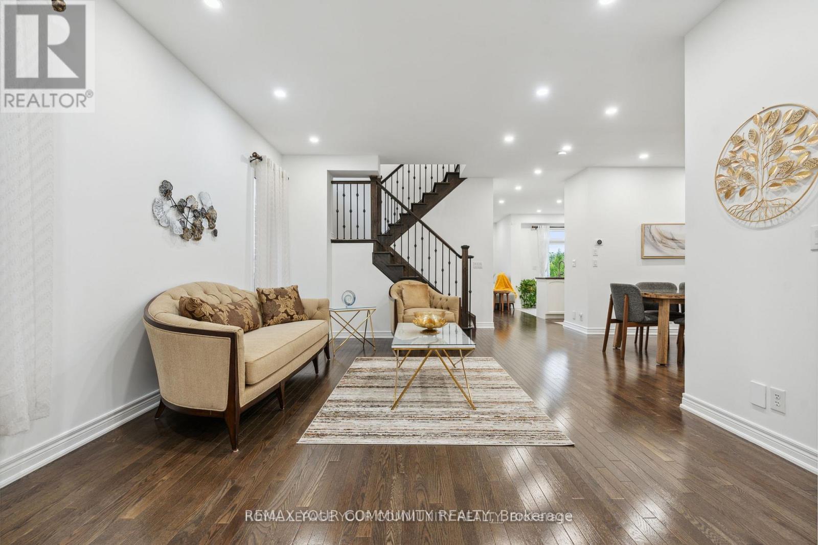 26 Ivy Jay Crescent, Aurora, Ontario  L4G 0E6 - Photo 8 - N12783560