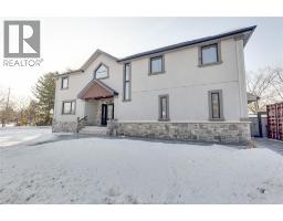 365 NEAL BOULEVARD, Windsor, Ontario