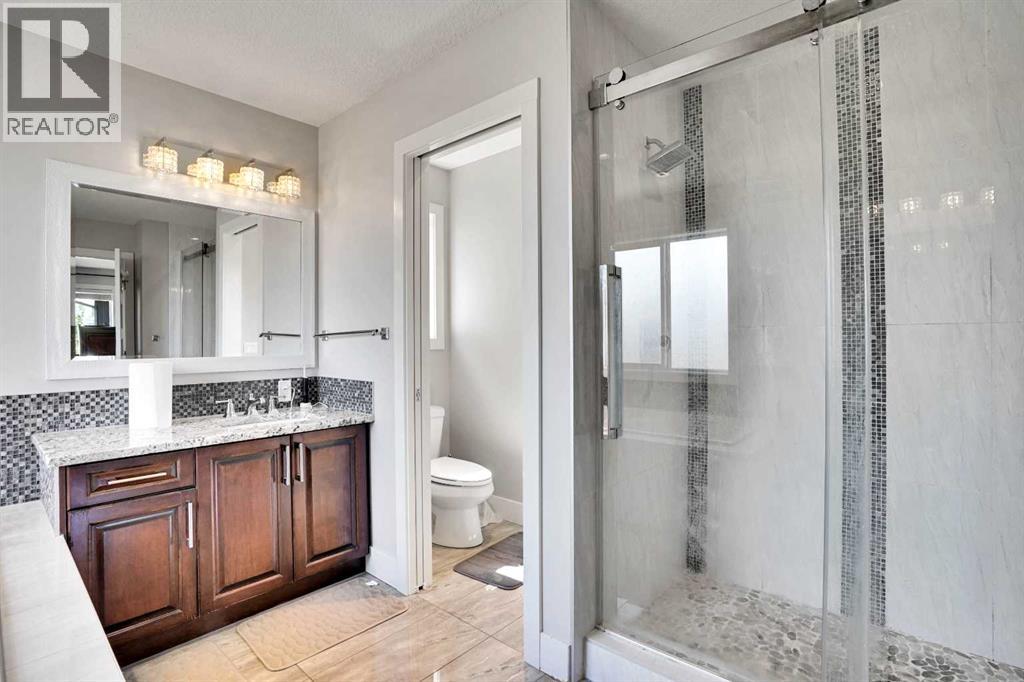 172 Kinniburgh Way, Chestermere, Alberta  T1X 0R8 - Photo 21 - A2268159