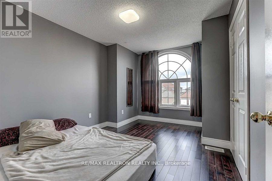 416 Mapleton Avenue, Barrie, Ontario  L4N 0Z9 - Photo 12 - S12783370