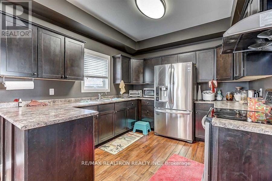 416 Mapleton Avenue, Barrie, Ontario  L4N 0Z9 - Photo 5 - S12783370