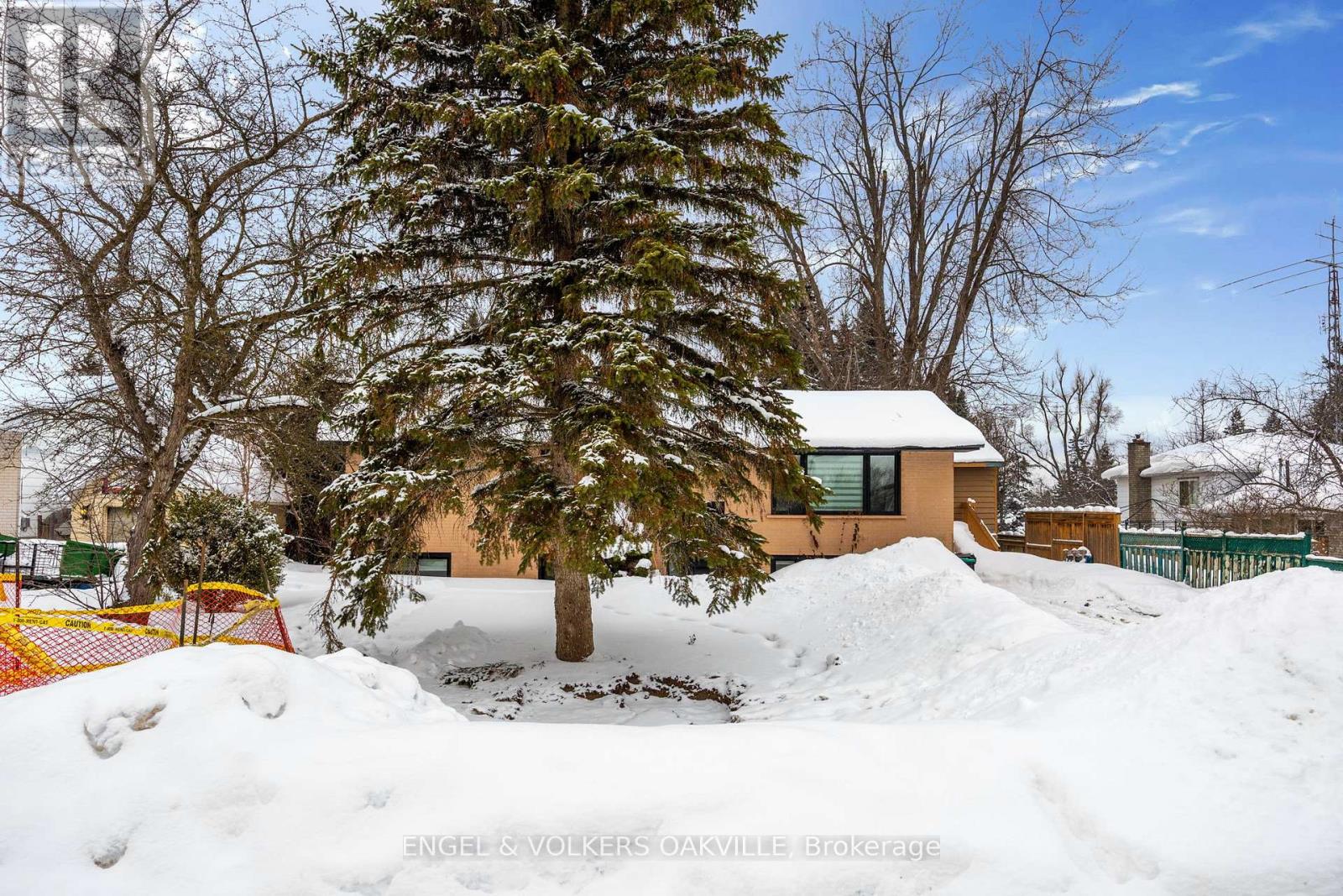 206 Yeates Avenue, Barrie (Painswick North), Ontario  L4N 4C6 - Photo 35 - S12783402