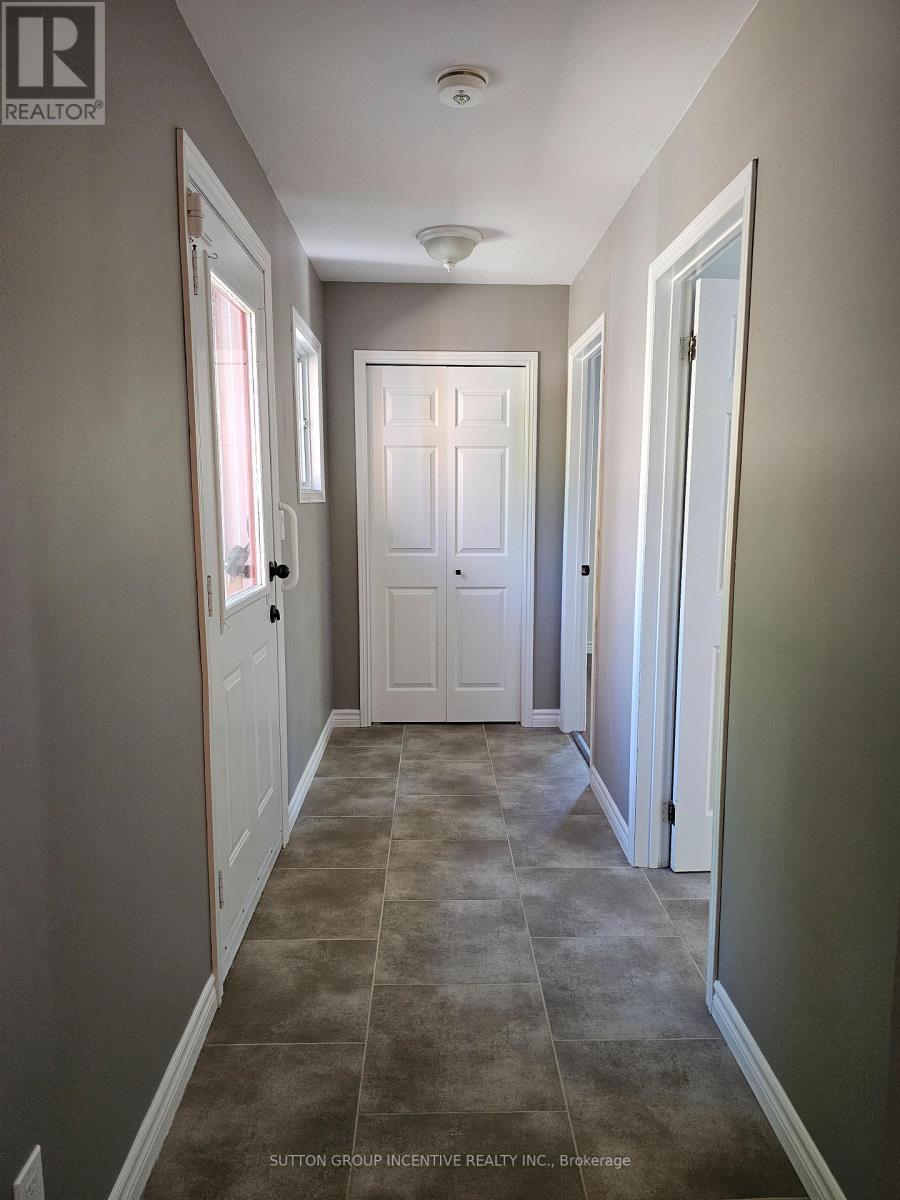 2 - 191 Nottawasaga Street, Orillia, Ontario  L3V 3K2 - Photo 5 - S12783502